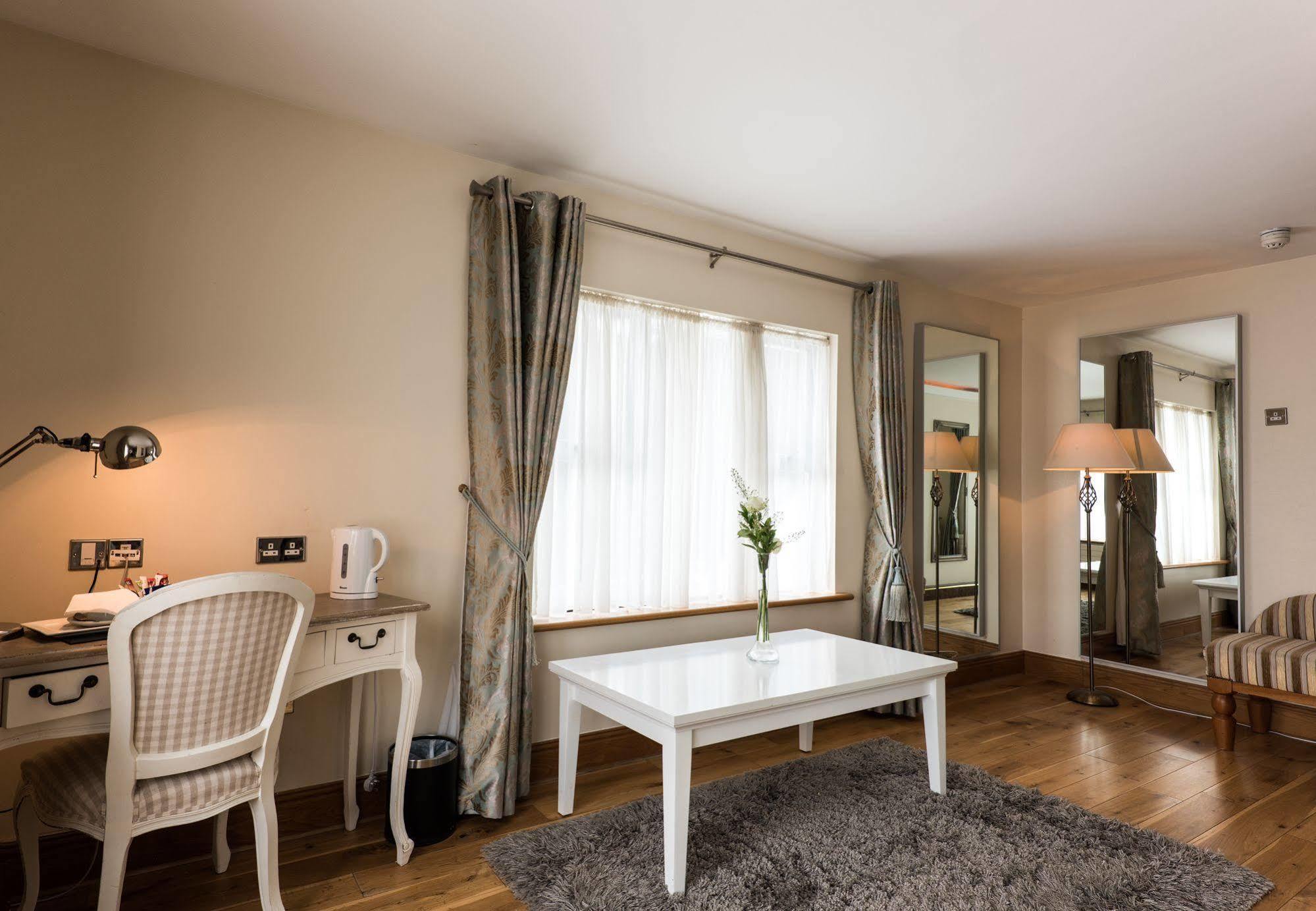 โรงแรมสปริงฟิลด์ Leixlip ภายนอก รูปภาพ